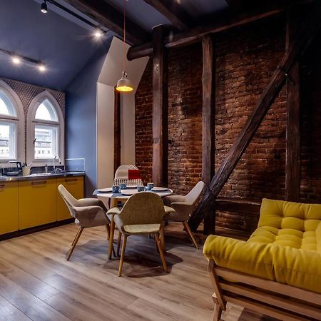 Leogrand Apartments On Kniazia Romana 6 Lviv Extérieur photo
